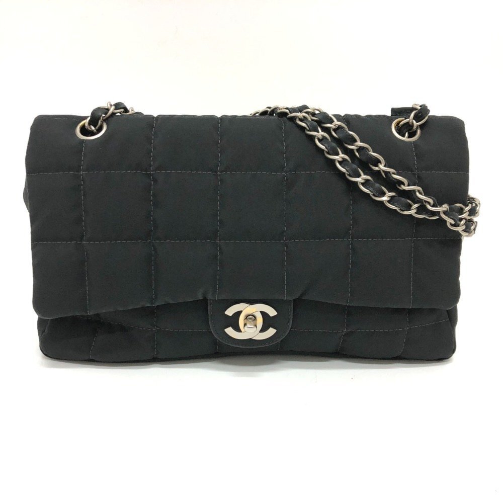 CHANEL Black Shoulder Bag